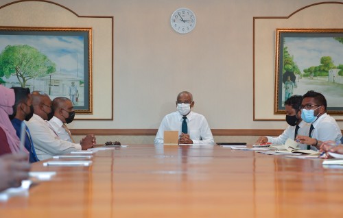 Magoodhoo council in edhunee Airport eh alhaidhinumah, Raees dhevvee ummeedhee javaabeh!