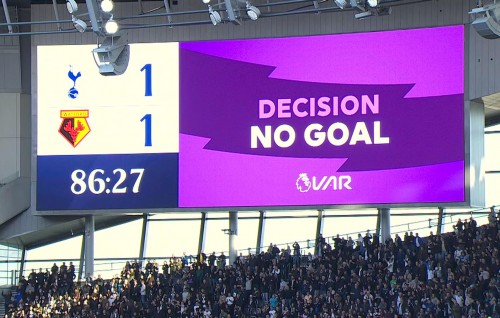 Premier League club thakun vote dhinee VAR aa ekkolhah