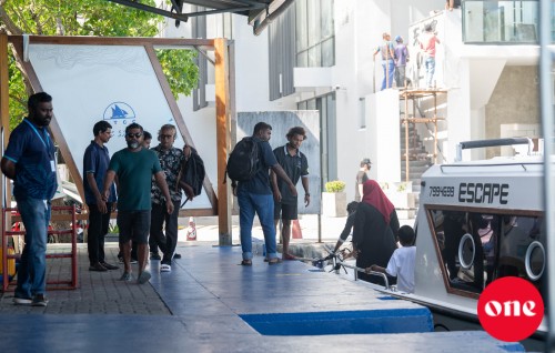 Anna hoama dhuvahun feshigen atholhu ferry thakah beynunkureveynee maafannu adhi hulhumale' terminal