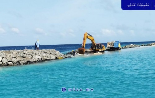 Hangnameedhoo bandharuge beyruthoshi lumuge masaikaiy fashaifi