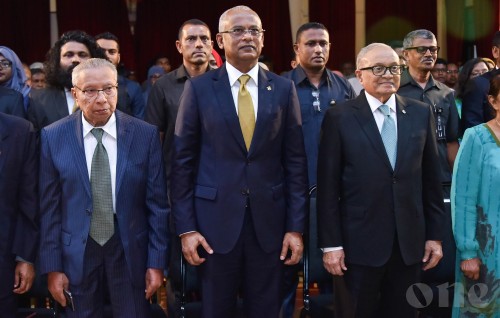 President urged Maldivians to unite to resolve societal issues