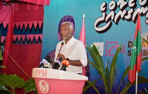 Konme atholhe gai Male aa eh fenvarehggai dialysis center eh hadhaanan: Muizzu