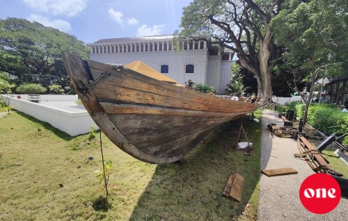 Kalhuohfunmmi akee angamathee masdhoangye gothah sifakurumun Nasheed faaduvidhaalhuvehjje