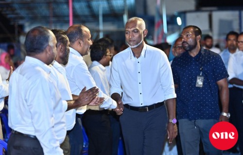 Muizzu ge vaudhu: Hiyaa flat athuli meehunnah badhalugai flat eh dheynan