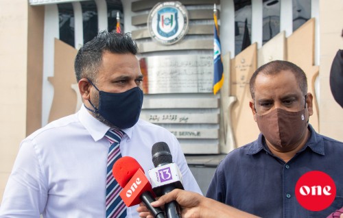 Muzaaharaathah kuriah dhaane, male' sarahahdhuge muzaaharaa onnaanee kandu matheegai: Idhikolhu
