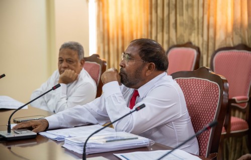 200 Million ge loanakah HDC ah sarukaarun guarantee dheefi