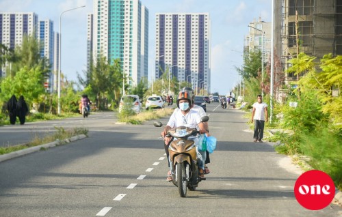 BREAKING: Hulhumale phase 2 inn 72 meehaku Covid ah positive vejje