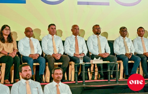 Manifesto ah mauloomaathu hoadhan 1000 eh'haa memberun kuriyah oiy 3 dhuvahu Raajjey gai dhathurukuraane: MDP
