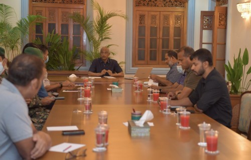Raees Nasheedhah dhin hamalaa intelligence aa hama ah thilanuvi sababu hoadhan vanee angaifai: Raees