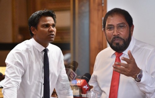 Easa ge dhifaaugai Qasim: Anhenun konme fadha dhogeh ves hadhaifaane