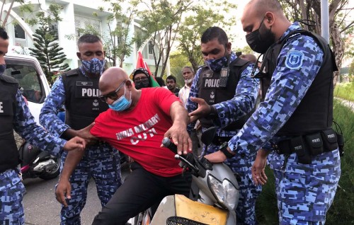 ''India Out'' muzaaharaa in 11 meehaku hayyaru kohfi