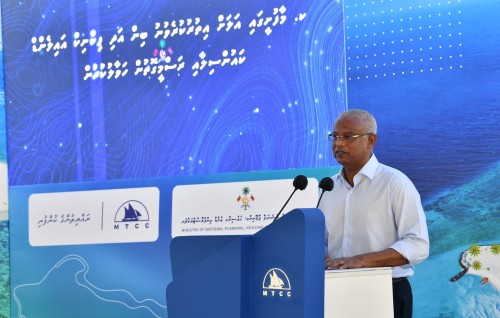 Raajjeyge guesthouse tourism akee dhuniye ah namoonaa eh: Raees
