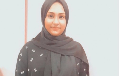 Villimale in 13 aharuge kujjaku gelligen hoadhanee