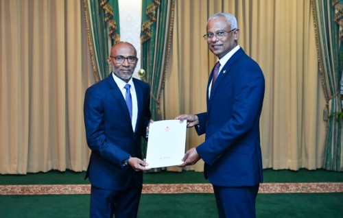 Foreign secretary akah Latheef hama jassaifi