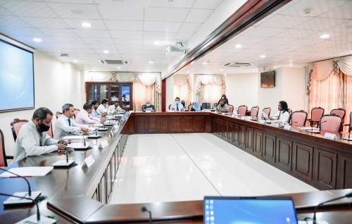 HRCM ah 24 Million ge budget eh: gaanoonee zimmaa adhaakureveyvaraa gaathavves budget eh nei: Moominaa