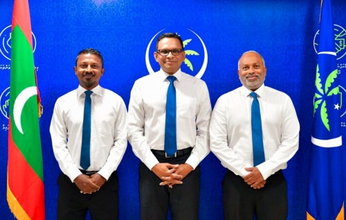 Naazim ge inthihaabee agent akah Usham