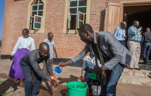 Covid jehigen Malawi ge dhe Minister aku avahaara vehjje