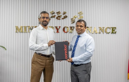 Bandeyri pay ah M-faisa tha'aaraf koffi