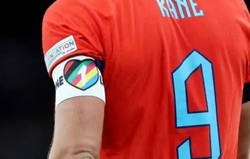 Joorimanaakuriyas Europege 8 teamehgge Captain in vihssaaradhuneege band alhaane