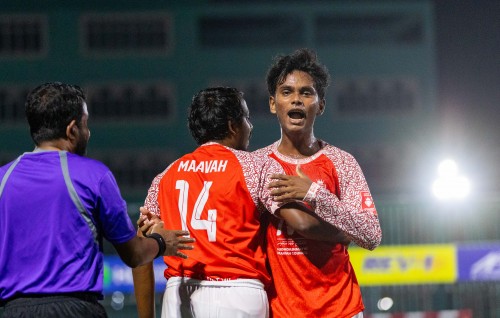 Miladhoo aai Kendhikulhudhoo ahves molheh, L Atoll ge furathama match thakun Maavashaai Maabaidhoo molhuvejje