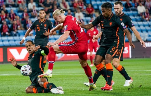 Norway aai Netherlands evvaru, dhuniyeyge champion France ah Bosnia kairee molhu nuvevunu