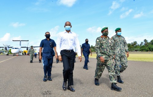 President Solih concludes visit to two islands of Laamu Atoll