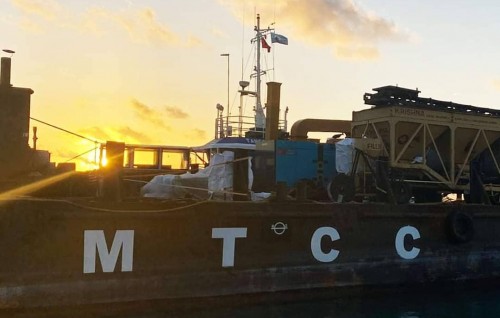 Fonadhoo maguthah hedhumuge mashroouge bodu baeh nimijje