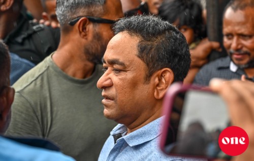 Luyah edhivadaigathumun corrections in ninmeee Yameen ah lui nudheyn