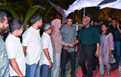 Photo: Raees ge dhekan'balun Fuvahmulah City rahyithunnaaeku maahefumakah