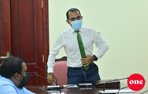 #OnePhoto :Kureege Communication Minister Maleeh majilis Committee ah