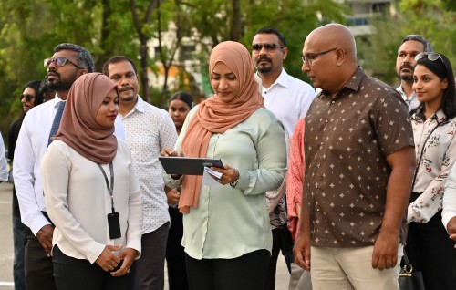 HDC in smart poll adhi smart bench ifthithaahukohffi