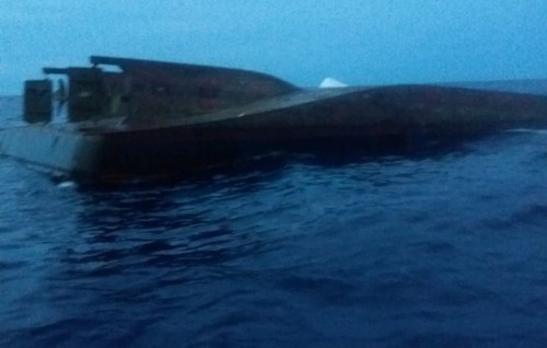 Landing Craft eh bandun jahaalai, meehaku gelligen hoadhanee
