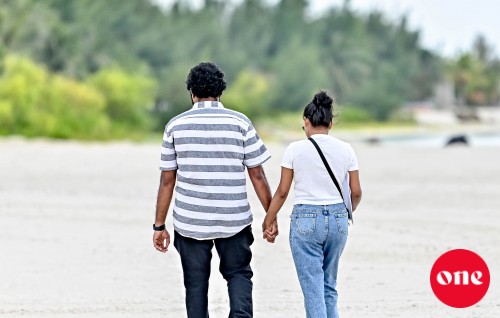 Libifaivaa bin/ flat aailaa ah dheveygoiy hadhaifi