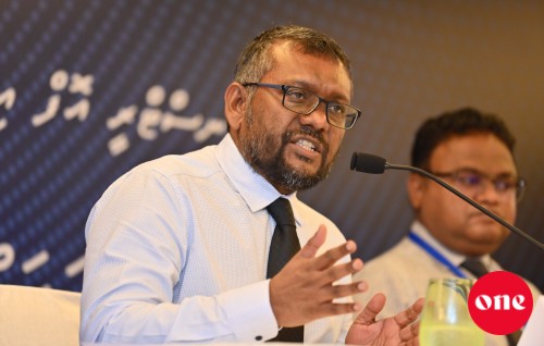 Enme kuda ujoora dhinumah viyafaari thakah huri dhathi thakah sarukaarun ehee vanee