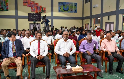 Thinadhoo International Airport ge mashroou 2 aharu therey nimeyne: Raees