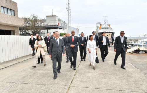 President visits Maritime Disaster Prevention Centre in Japan