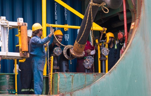 Raajje Bunkering viyafaari ah: Dhivehi igthisaadhu elhi unmeedhu bodu dhigu fiyavalhu