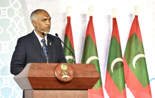 Dheken beynun vanee maazeen fenunu ekuverikamaai gulhuntherikan: Raees