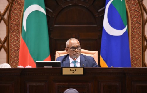 Thafathu hiyaaluthakah jaaga dheynan, ekamaku karaamaaiy nugelley gothah: AbdulRaheem