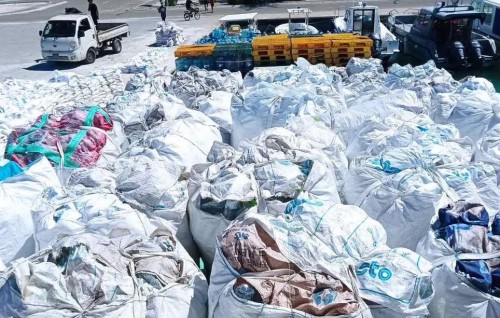 Kuni manage kurumugai namoonaa dhahkai, aa gavaaidhah amalu kuran feshi furathama rashakah Kudahuvadhoo
