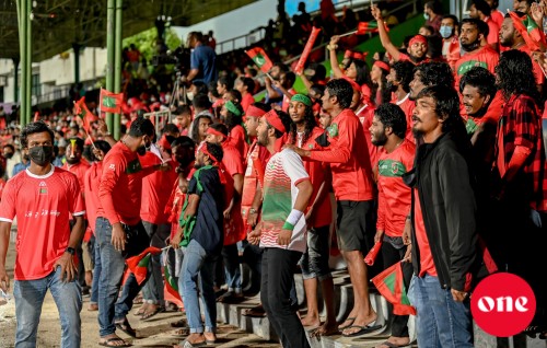 Huss dhan dhan'dehgai kulhumahfahu mulhi gaumuge kurimahchah, dhivehi kulhuntherinnah bodu pressure eh!