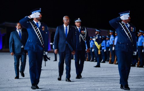 Kuriyah oiy thanugaives enme bodu iskameh dheynee aanmu maslahathaai amaan kamah: Raees