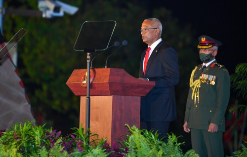 Tsunami ge hadhaanthah Raees aa kurevvee karuna aaeku!