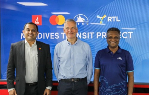 Aanmu dhathurufathuruge nizaamuge exclusive Transit card akah Master card