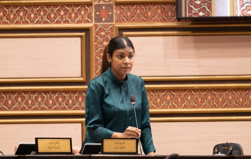 Majilis chamber in firihen memberun nerumah, firihen officer in hamajassan hushahelhi garaarah bahus fashaifi