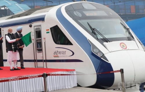 India’s semi-High speed train breaks down on first day of operations