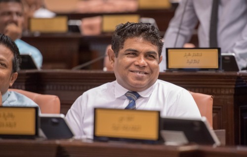 Nafurathu ufehdhun kushakah hedhumuge bill faas kuraanee Qasim ge vote aa nulai: Bondey