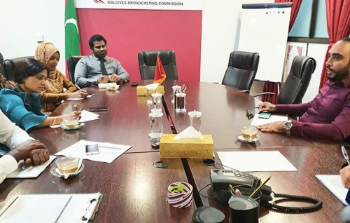 Gina award thakeh tha'arafu koh, Maldives Broadcast Awards ah kurimathilumah hulhuvaalaifi
