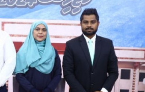 Democrats dhe candidate eh, PNC ge candidate innah thaaeedhu kuran ninmaifi