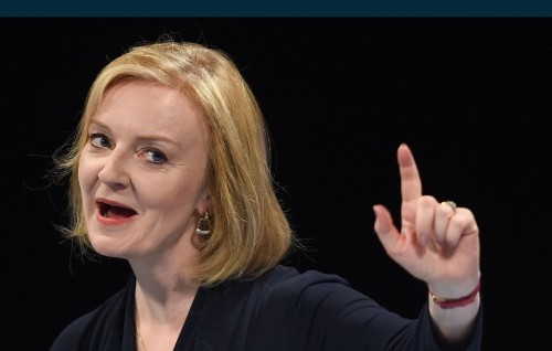 Adhuge dhuniye: Liz Truss ge avas vehttumaai aa record gaaimuvun!